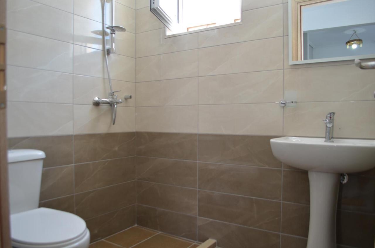 Akil Apartments Sarandë Eksteriør bilde
