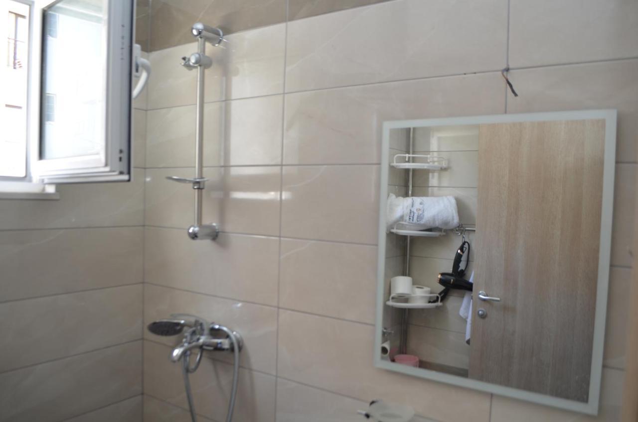 Akil Apartments Sarandë Eksteriør bilde
